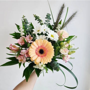 Emballage teintes de rose et blanc